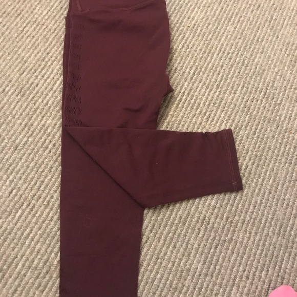 Lululemon reveal crop (strip 17”) color Dark Adobe - Picture 6 of 7